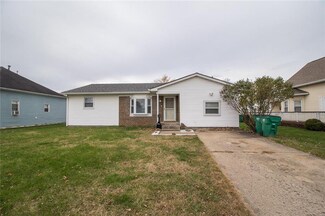 404 Lincoln St, Edinburgh, IN 46124