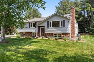 11 Patriots Rd, Acton, MA 01720