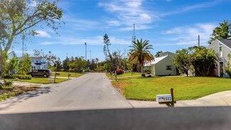 4564 Iola Dr, Sarasota, FL 34231