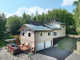 1535 Golden View Dr, Fairbanks, AK 99709