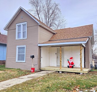 1023 S 15th St, Fort Dodge, IA 50501