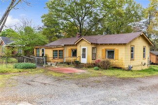 1632 Broadway School Rd, Belton, SC 29627
