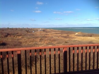 2 Driftwood Ln, Aquinnah, MA 02535