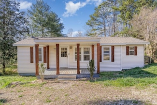 456 Burnt Gin Rd, Gaffney, SC 29340
