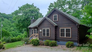 187 Gardeners Cove Rd, Whittier, NC 28789