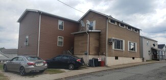 114-116 Middle St, Taylor, PA 18517