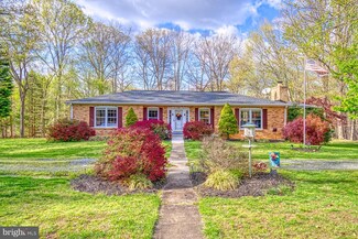 11610 Henderson Rd, Clifton, VA 20124