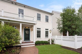 42 Maple Ln, Medfield, MA 02052
