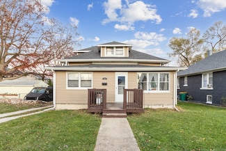 104 Seeser St, Joliet, IL 60436