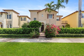 106 Via Floresta Dr, Boca Raton, FL 33487