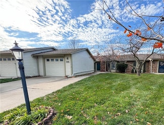 506 Spring Dr, Raymore, MO 64083