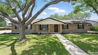 1501 Kraft Ln, New Braunfels, TX 78130