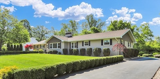 811 Hamilton Dr, Champaign, IL 61820