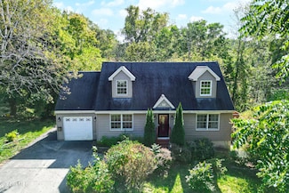 36 Fay St, Albany, NY 12203