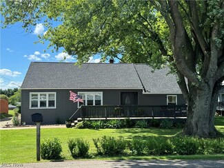 2010 Clay Pike Rd, Zanesville, OH 43701