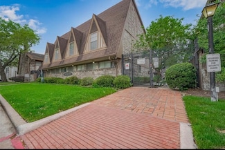 2574 Marilee Ln Unit 18, Houston, TX 77057