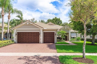 8940 New Hope Ct, Royal Palm Beach, FL 33411