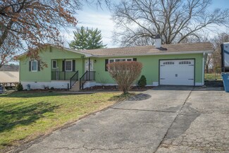 113 W South St, Neosho, MO 64850