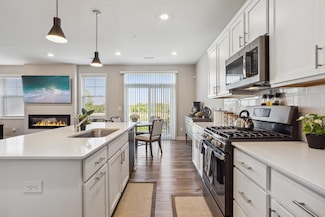 1836 Tyrone Dr, Shakopee, MN 55379