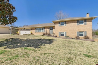133 Green Valley Dr, Mountain Home, AR 72653