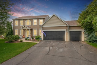 10447 Glen Eagle Cir, Woodbury, MN 55129