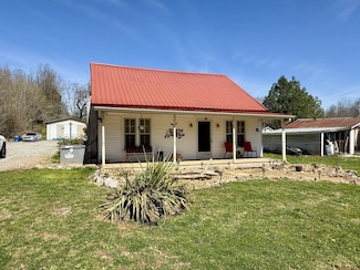 120 Douglas Smith Rd, Indian Mound, TN 37079