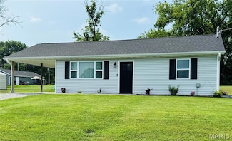 408 W 6th St, New London, MO 63459
