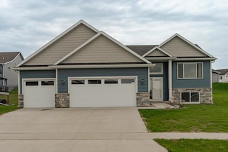 1644 Brandt Dr NE, Byron, MN 55920