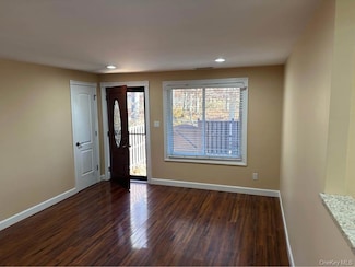 12 Sagamore Hills Dr, Port Jefferson Station, NY 11776