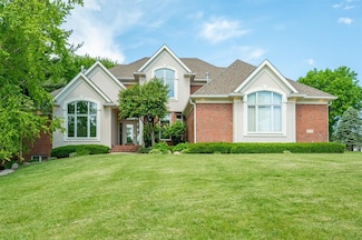 3106 Southern Hills Dr, Des Moines, IA 50321