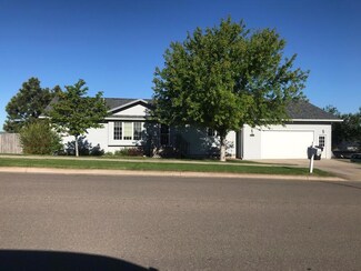 1801 Abbey Rd, Pierre, SD 57501