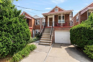 1528 Rhinelander Ave, Bronx, NY 10461