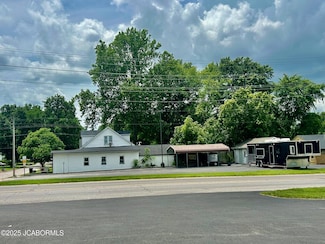 601 S Roache St, California, MO 65018