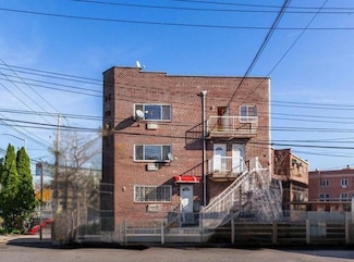 2301 W 7th St, Gravesend, NY 11223