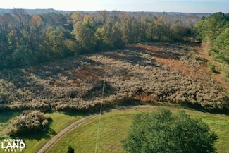 679 V A Merritt Ln, Grimesland, NC 28501