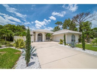 11 6th St, Bonita Springs, FL 34134