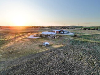 1468 NE 50 Ave, Harper, KS 67058