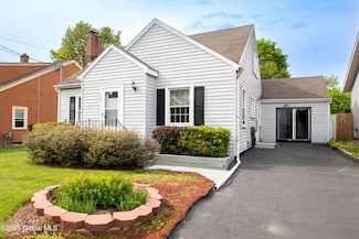 235 Tampa Ave, Rensselaer, NY 12144