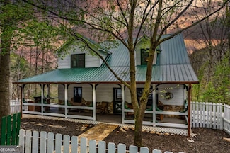 2037 Newport Dr, Ellijay, GA 30540
