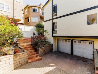 834 15th St, Hermosa Beach, CA 90254