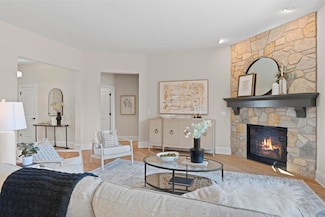 W289S5472 White Pine Ct, Genesee, WI 53189