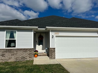 1277 Abercorn St, Republic, MO 65738