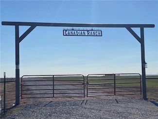 4650 Old Farm Rd, El Reno, OK 73036