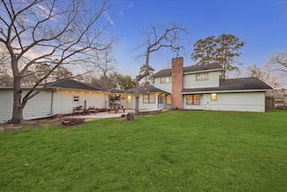 546 River Plantation Dr, Conroe, TX 77302