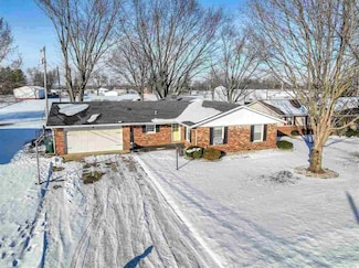 4380 Westgate Dr, Richmond, IN 47374