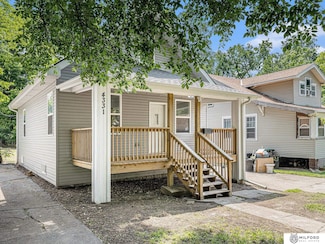 4331 N 41st St, Omaha, NE 68111