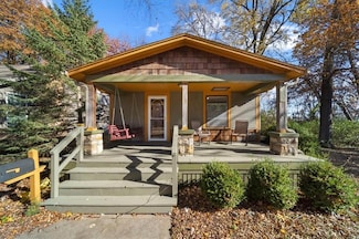 5607 Cody St, Shawnee, KS 66203