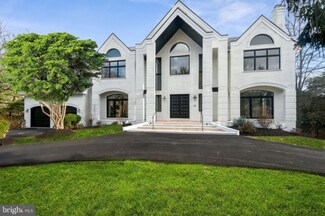 209 River Bend Rd, Great Falls, VA 22066