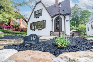 448 W College St, Granville, OH 43023