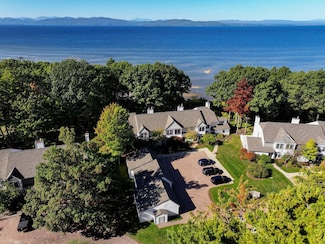 96 Northshore Dr, Burlington, VT 05408